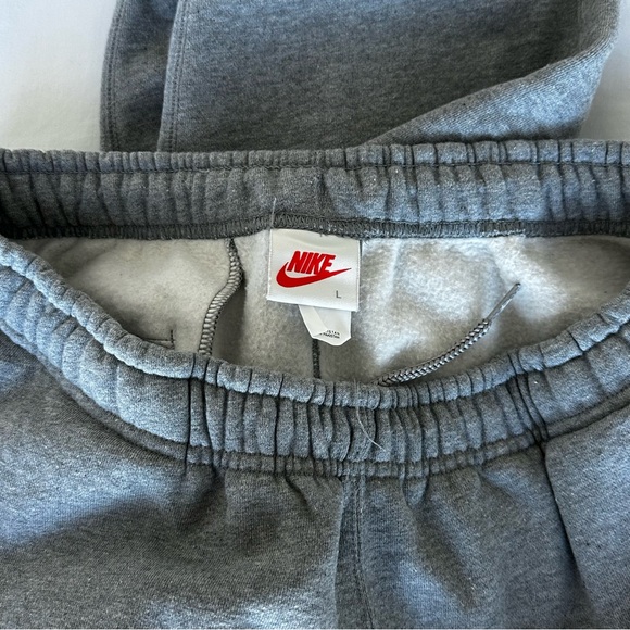 Nike x Stussy Sweatpants - Picture 2 of 3
